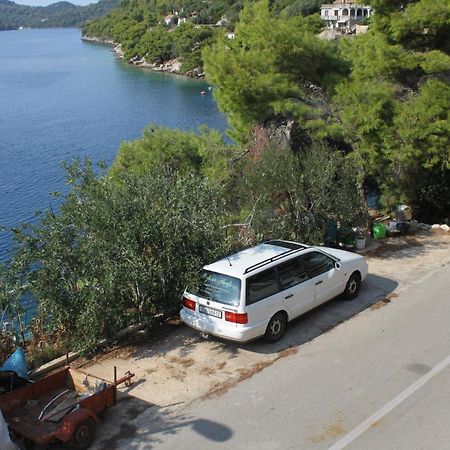 Apartments By The Sea Ubli, Lastovo - 8354 Uble Esterno foto