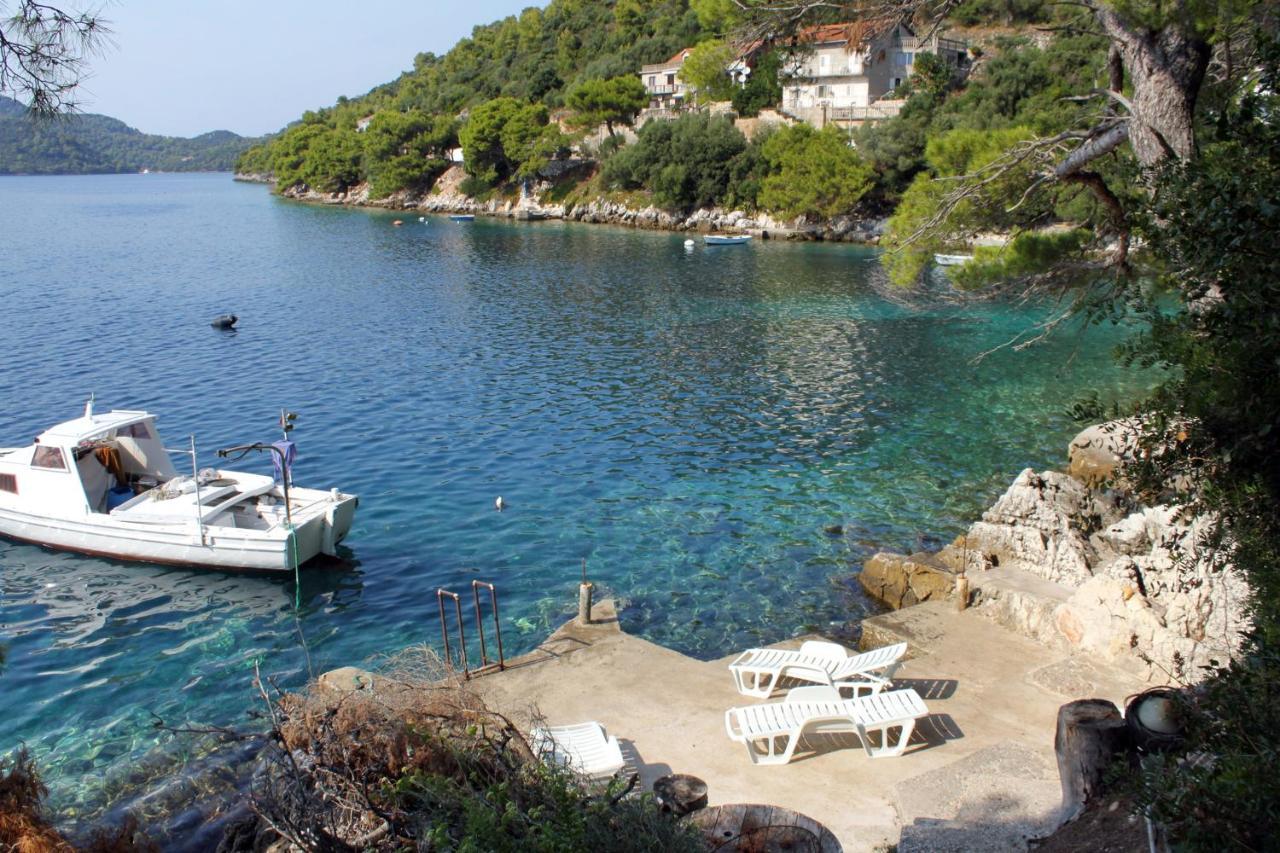 Apartments By The Sea Ubli, Lastovo - 8354 Uble Esterno foto