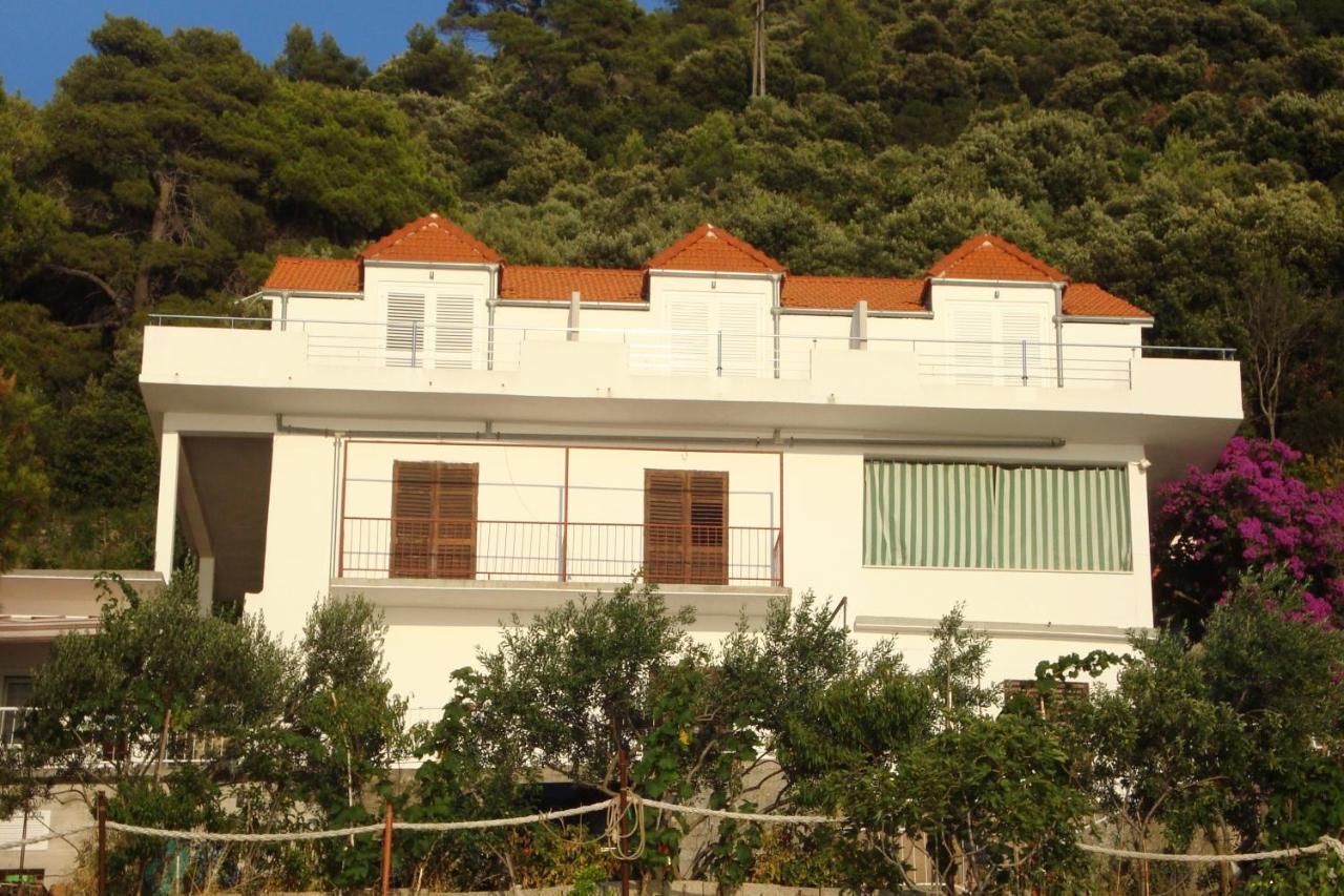 Apartments By The Sea Ubli, Lastovo - 8354 Uble Esterno foto