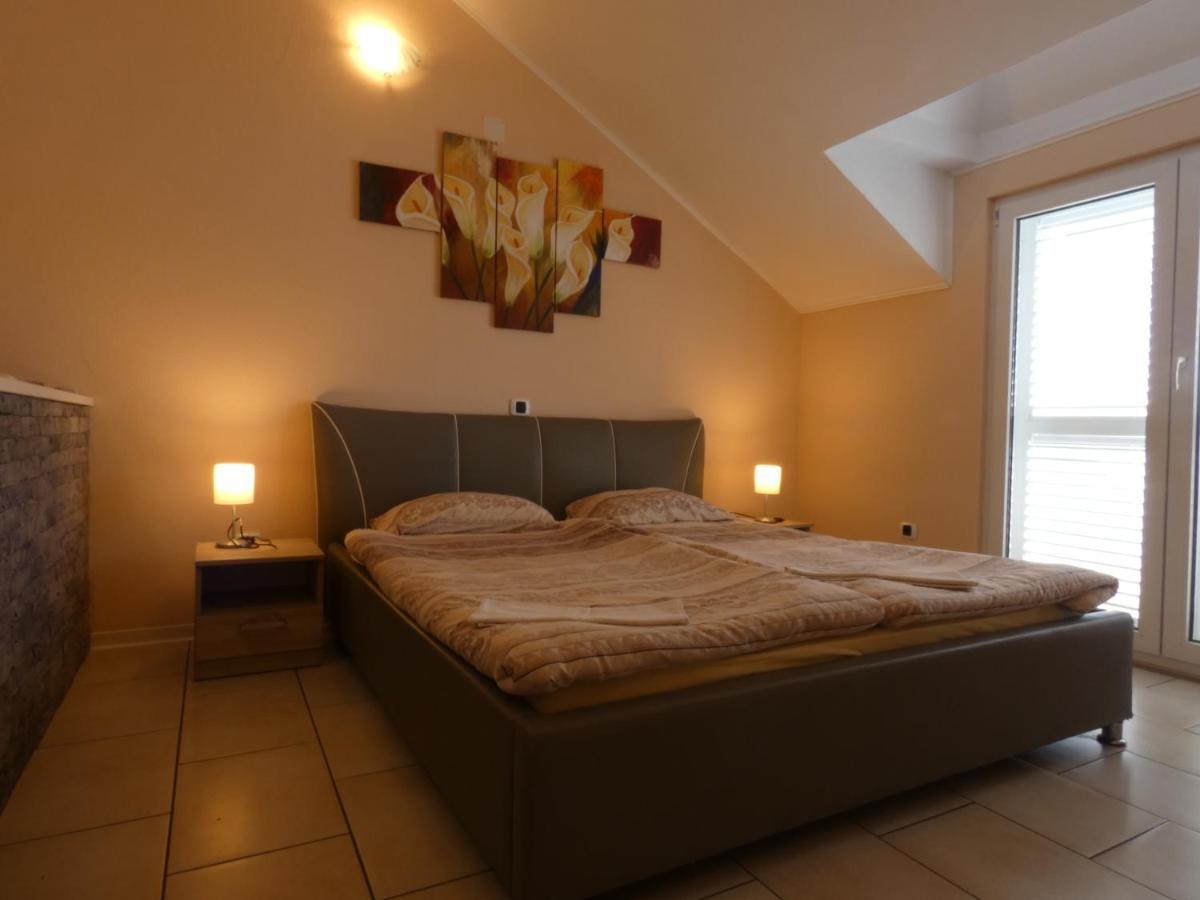 Apartments By The Sea Ubli, Lastovo - 8354 Uble Esterno foto